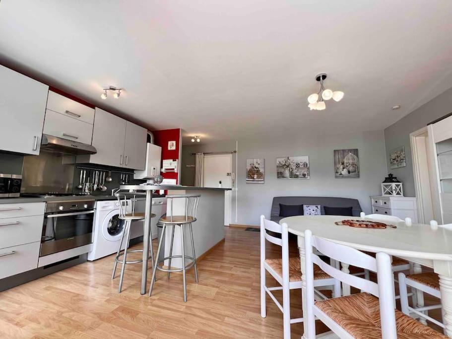 Appartement Sur Le Port. Grandcamp-Maisy Exteriér fotografie